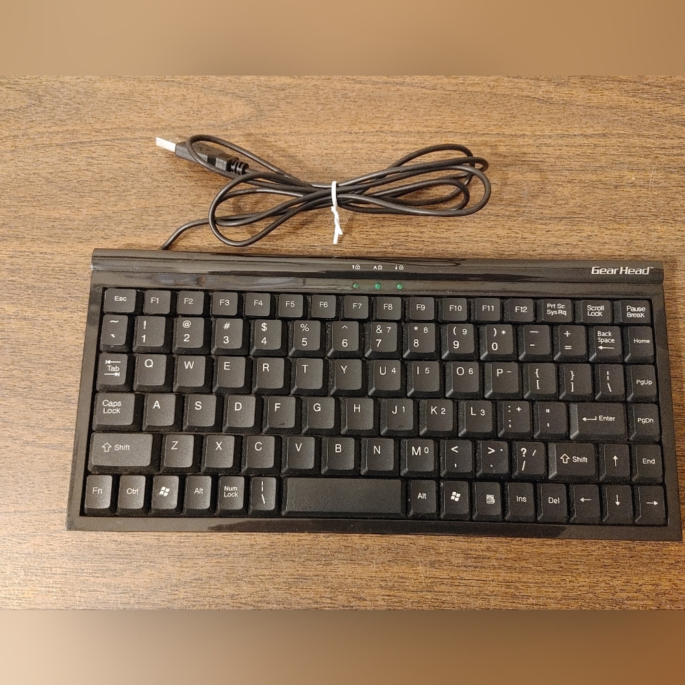 Gear Head KB1500U Wired Mini-Keyboard